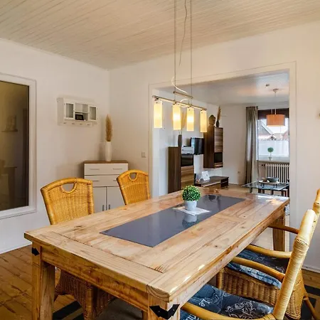 Diekster - Erdgeschoss 1 *